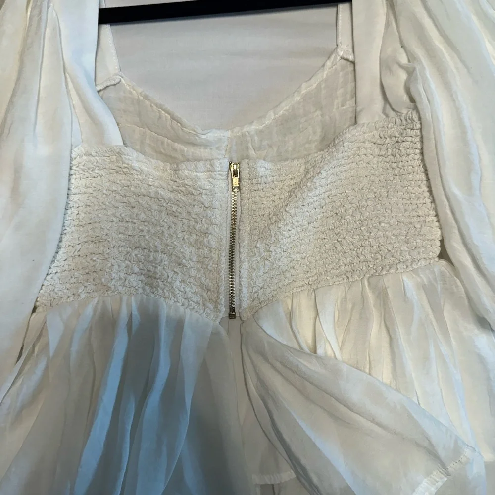 Vestique Cream Puff Sleeve Blouse - Picture 4 of 5